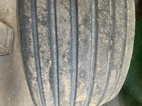 2017 John Deere 569 Baler/Round