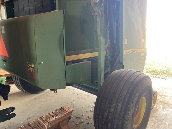 2017 John Deere 569 Baler/Round
