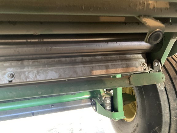 2017 John Deere 569 Baler/Round