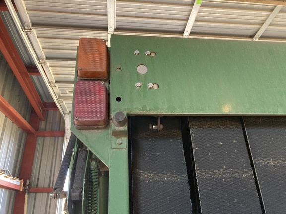 2017 John Deere 569 Baler/Round