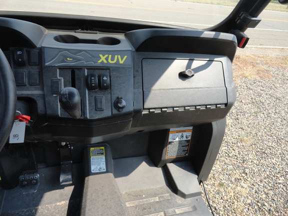 2024 John Deere XUV 590M ATV