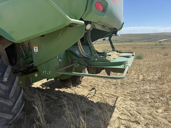 2017 John Deere S680 Combine