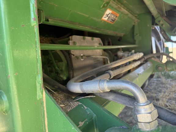 2017 John Deere S680 Combine