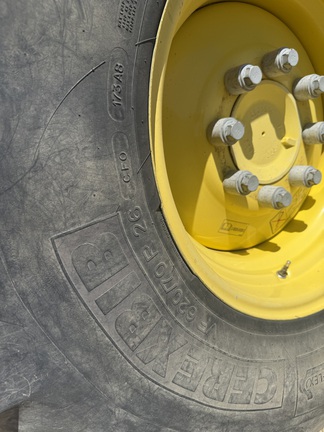 2017 John Deere S680 Combine