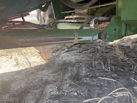 2017 John Deere S680 Combine