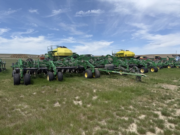 2014 John Deere 1835 Air Seeder