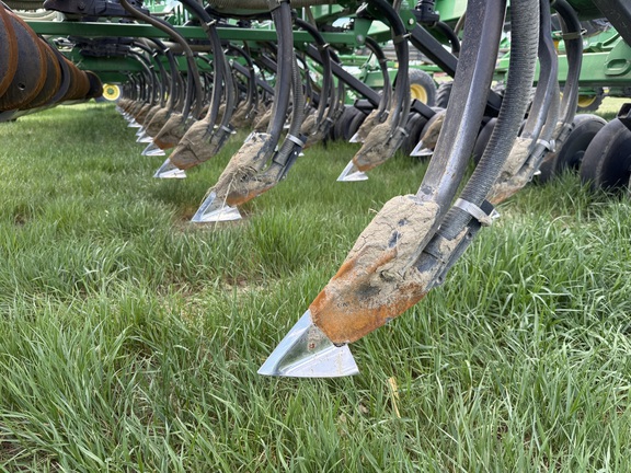 2014 John Deere 1835 Air Seeder