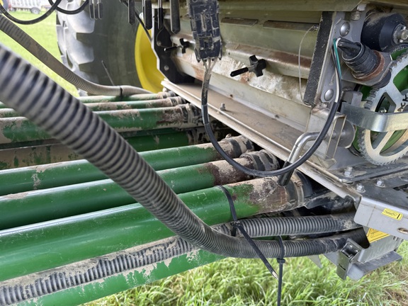 2014 John Deere 1835 Air Seeder