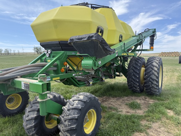 2014 John Deere 1835 Air Seeder