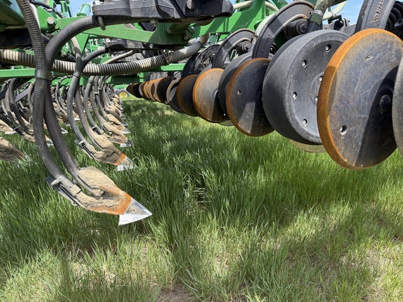 2014 John Deere 1835 Air Seeder