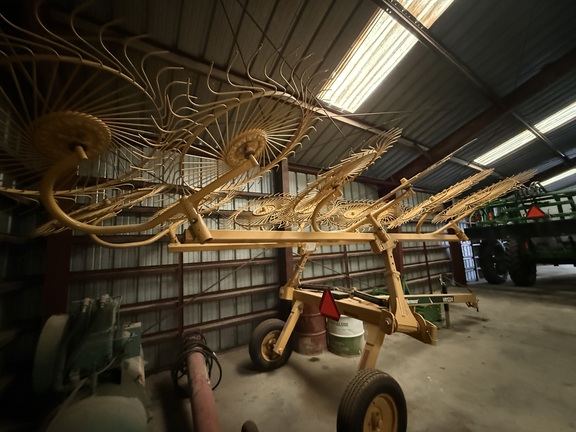 2018 Vermeer VR1224 Rake