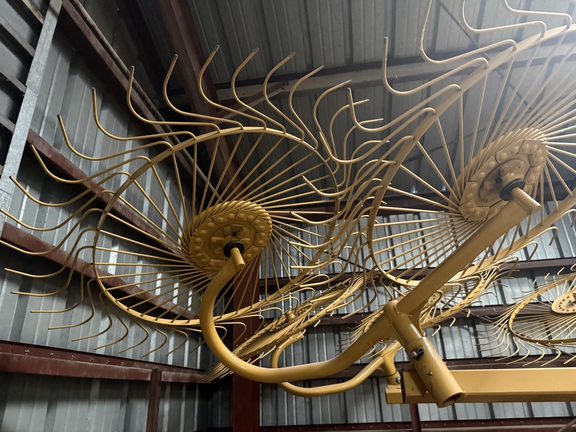 2018 Vermeer VR1224 Rake