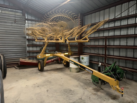 2018 Vermeer VR1224 Rake
