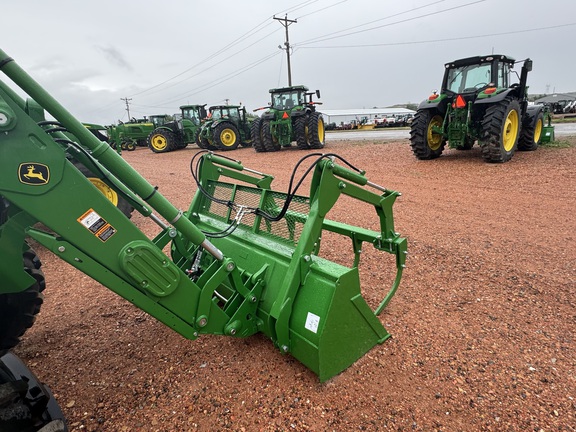 2024 John Deere 640R Loader