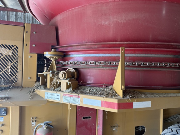 2021 Haybuster H1135 Bale Processor