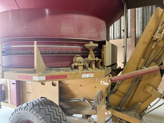 2021 Haybuster H1135 Bale Processor