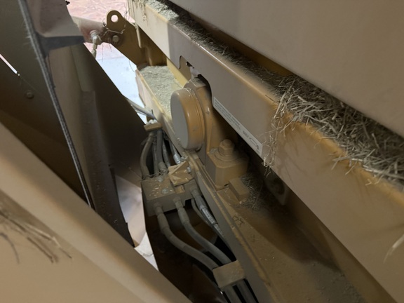 2021 Haybuster H1135 Bale Processor