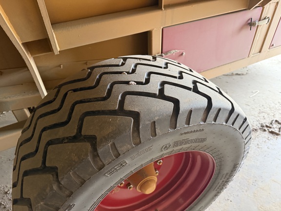 2021 Haybuster H1135 Bale Processor