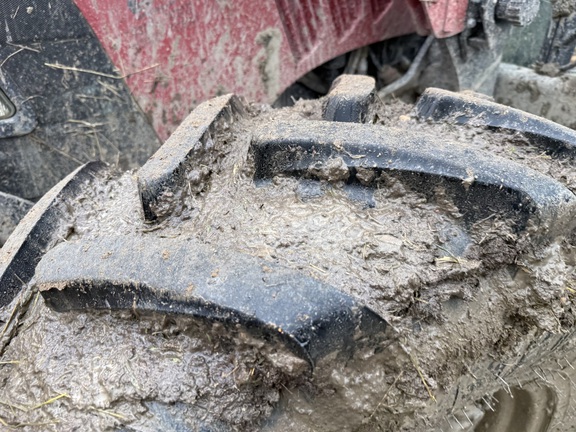 2010 Case IH Farmall 105U Tractor