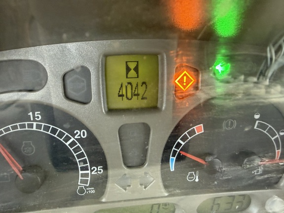 2010 Case IH Farmall 105U Tractor