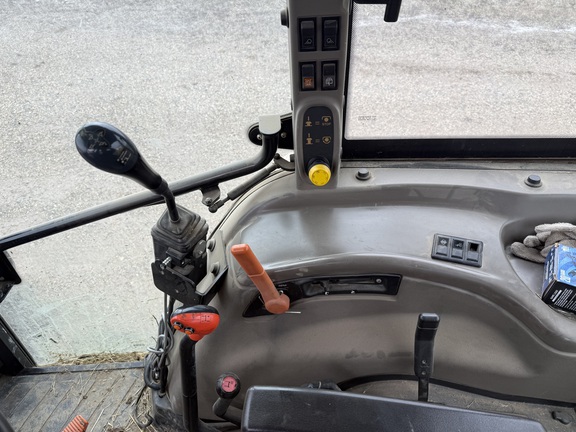 2010 Case IH Farmall 105U Tractor