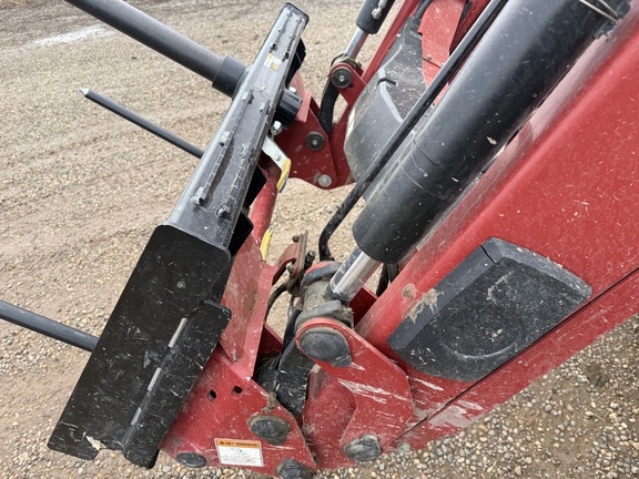 2010 Case IH Farmall 105U Tractor