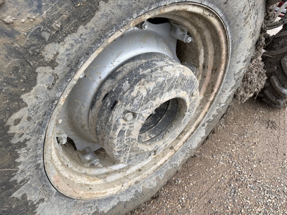 2010 Case IH Farmall 105U Tractor