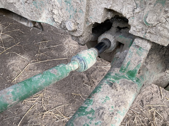 2013 John Deere 5083E Tractor