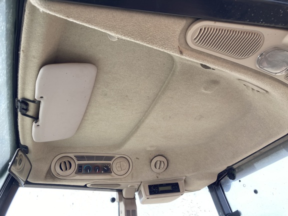 2013 John Deere 5083E Tractor