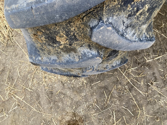 2013 John Deere 5083E Tractor