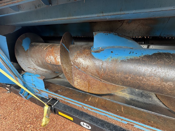 2008 Shelbourne CVS32 Header Combine