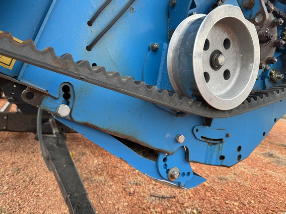 2008 Shelbourne CVS32 Header Combine