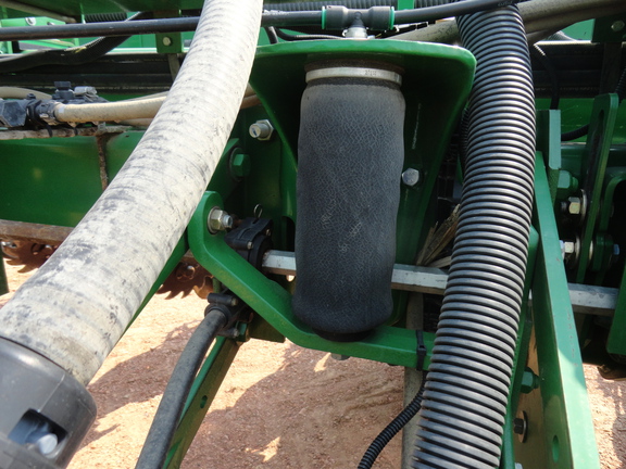 2012 John Deere 1770NT CCS Planter