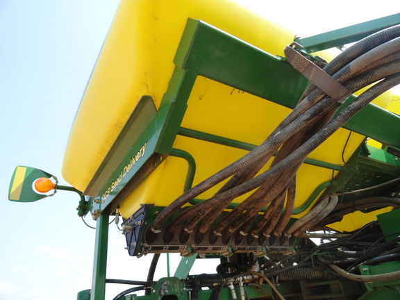2012 John Deere 1770NT CCS Planter