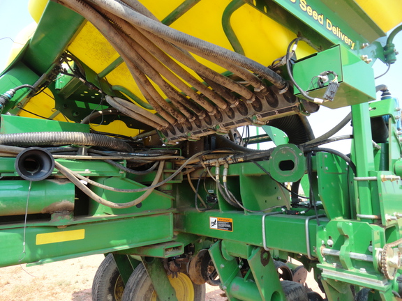 2012 John Deere 1770NT CCS Planter