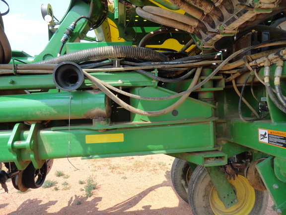 2012 John Deere 1770NT CCS Planter