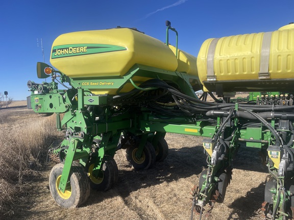 2008 John Deere 1770NT CCS Planter