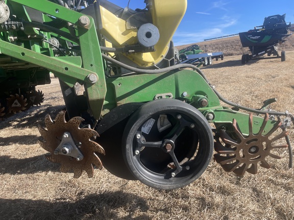 2008 John Deere 1770NT CCS Planter