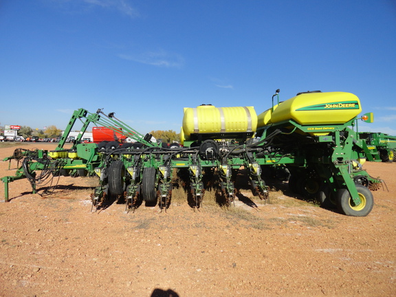 2008 John Deere 1770NT CCS Planter
