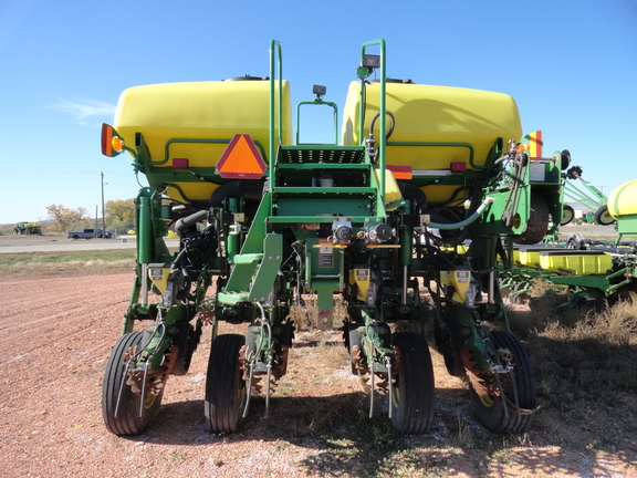 2008 John Deere 1770NT CCS Planter