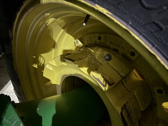 2018 John Deere 9620R Tractor 4WD
