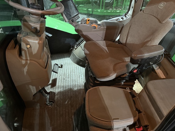 2018 John Deere 9620R Tractor 4WD