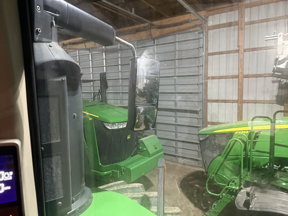 2018 John Deere 9620R Tractor 4WD