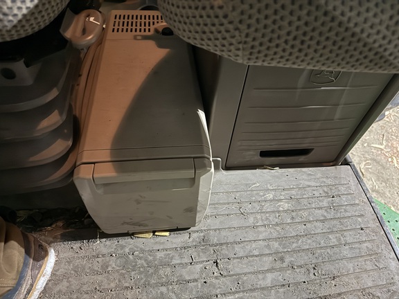 2018 John Deere 9620R Tractor 4WD