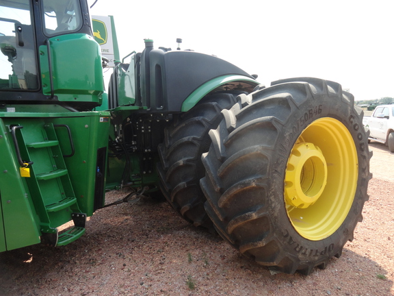 2018 John Deere 9620R Tractor 4WD