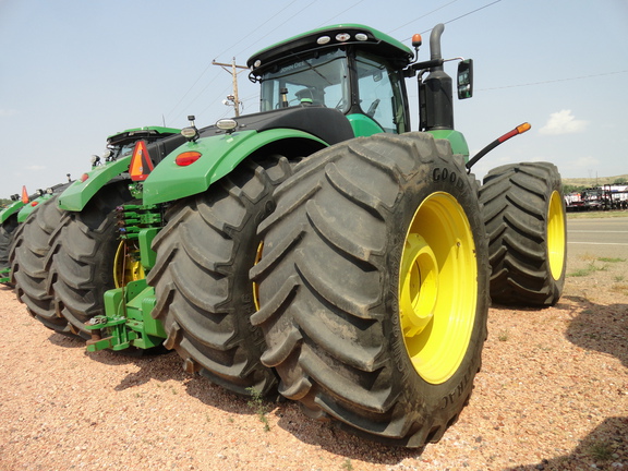 2018 John Deere 9620R Tractor 4WD