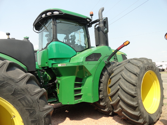 2018 John Deere 9620R Tractor 4WD