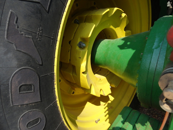 2018 John Deere 9620R Tractor 4WD