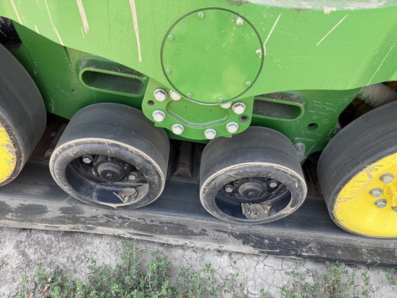 2023 John Deere 9RX 590 Tractor Rubber Track