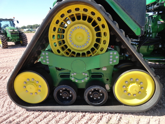 2023 John Deere 9RX 590 Tractor Rubber Track